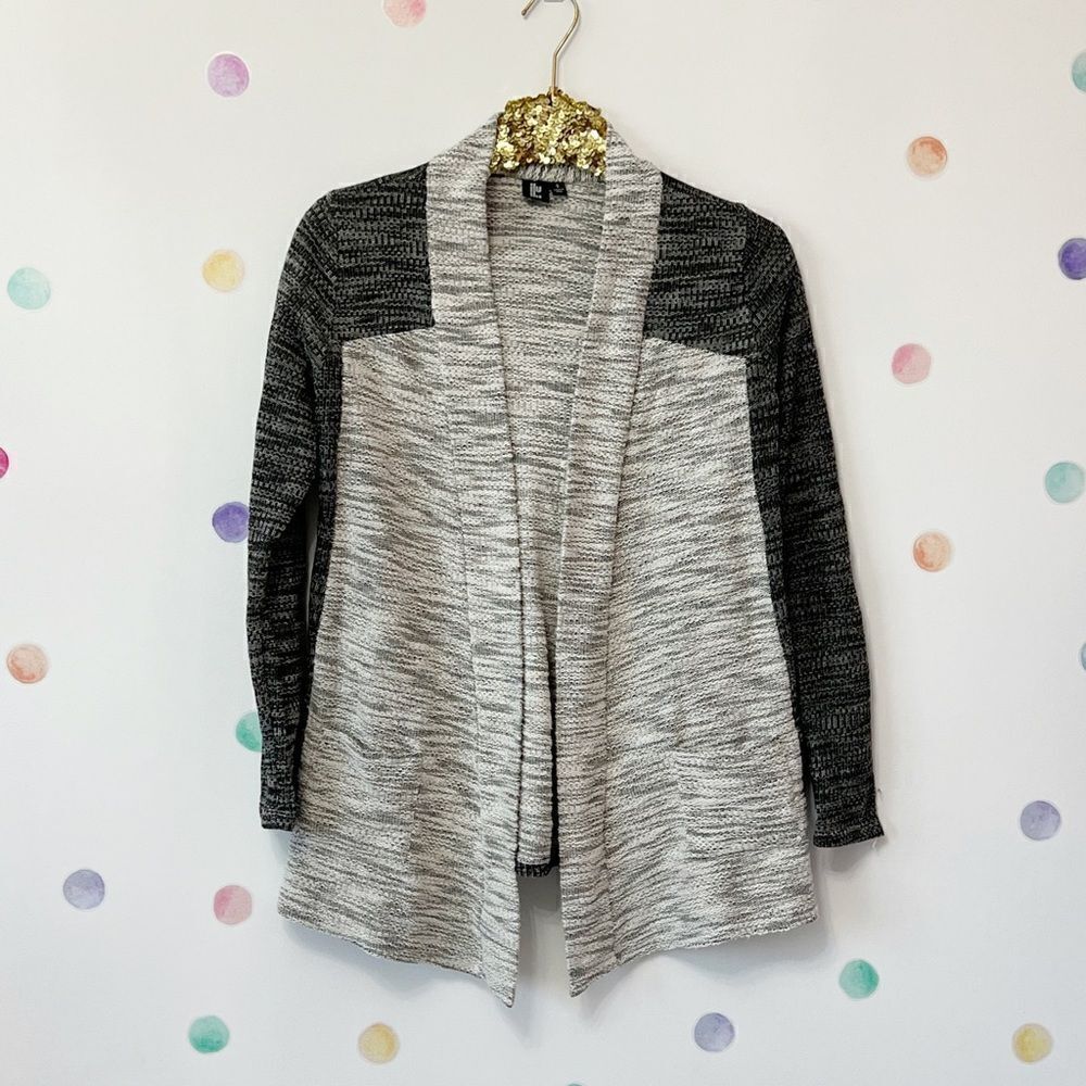 ilu ilu Gray Cardigan 